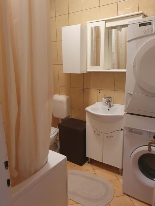 Apartment In The City Center SJJ Esterno foto